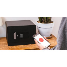 Yale Smart Safe freestanding safe YSS/250/EB1 black